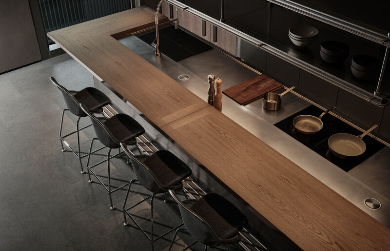 Italia table arclinea showroom shanghai xintiadi